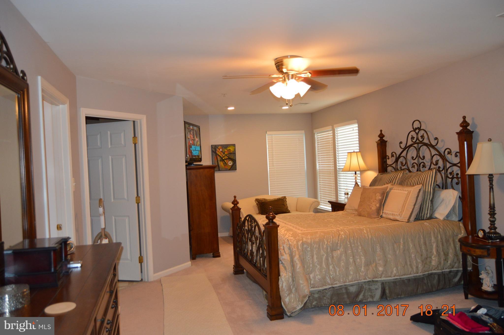 CROSS CREEK CLUB - Residential Lease