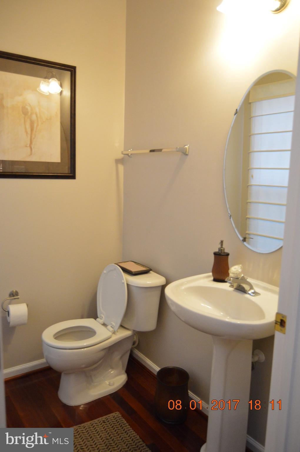 CROSS CREEK CLUB - Residential Lease