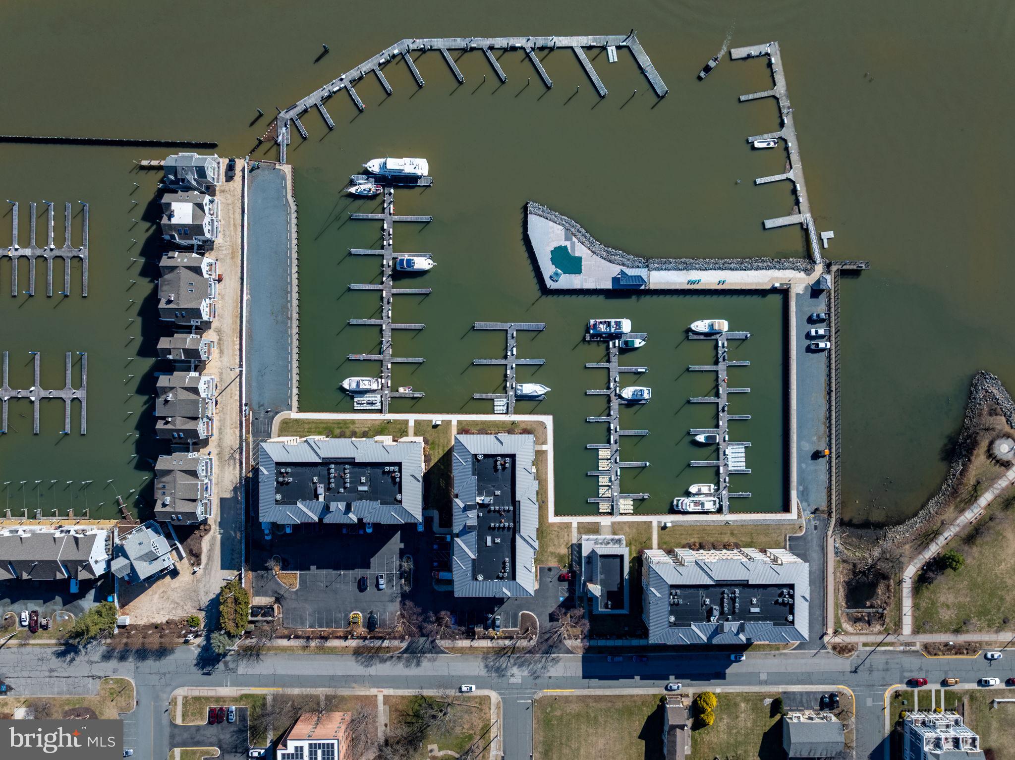 HERON HARBOR - Residential