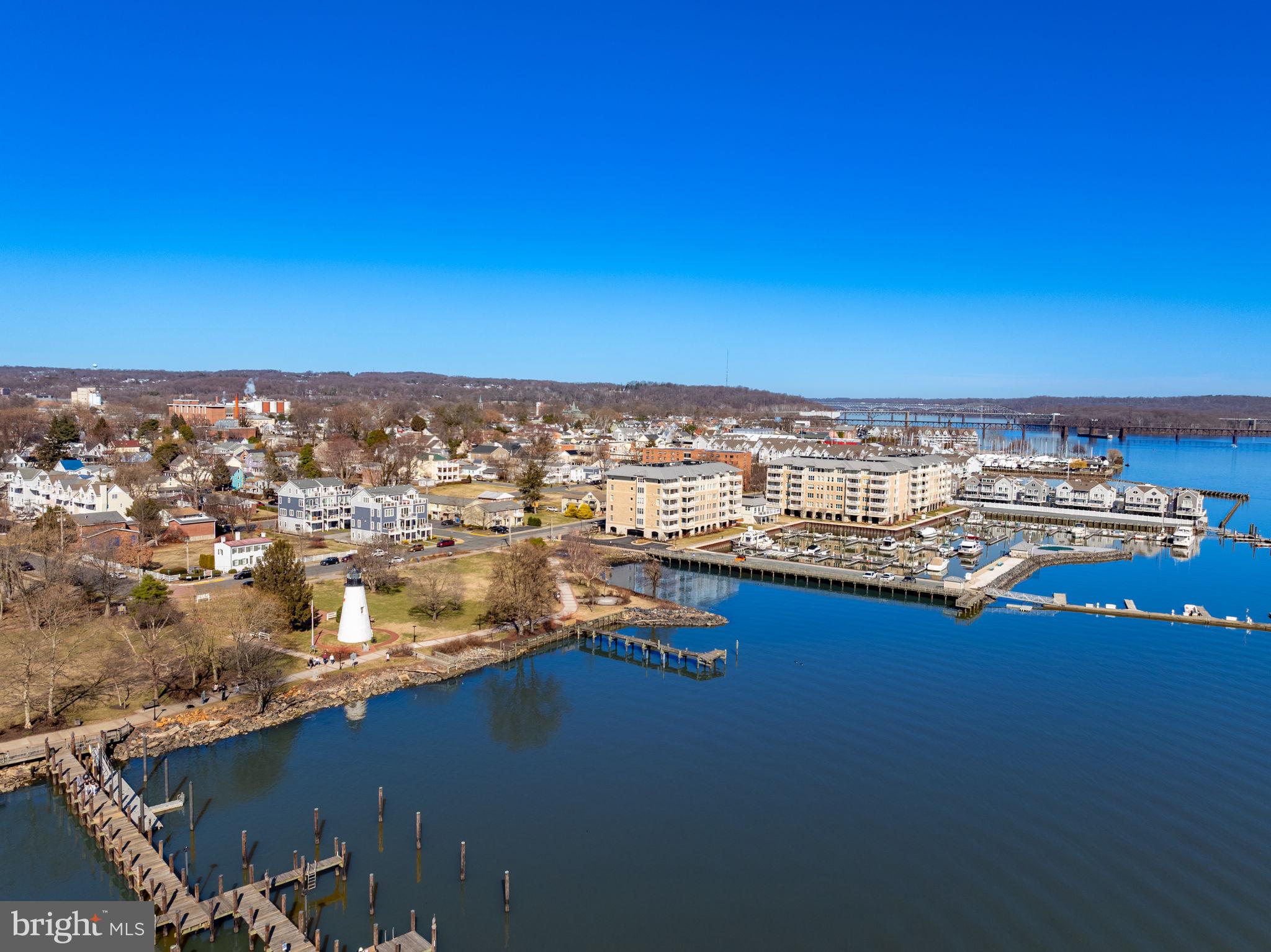 HERON HARBOR - Residential