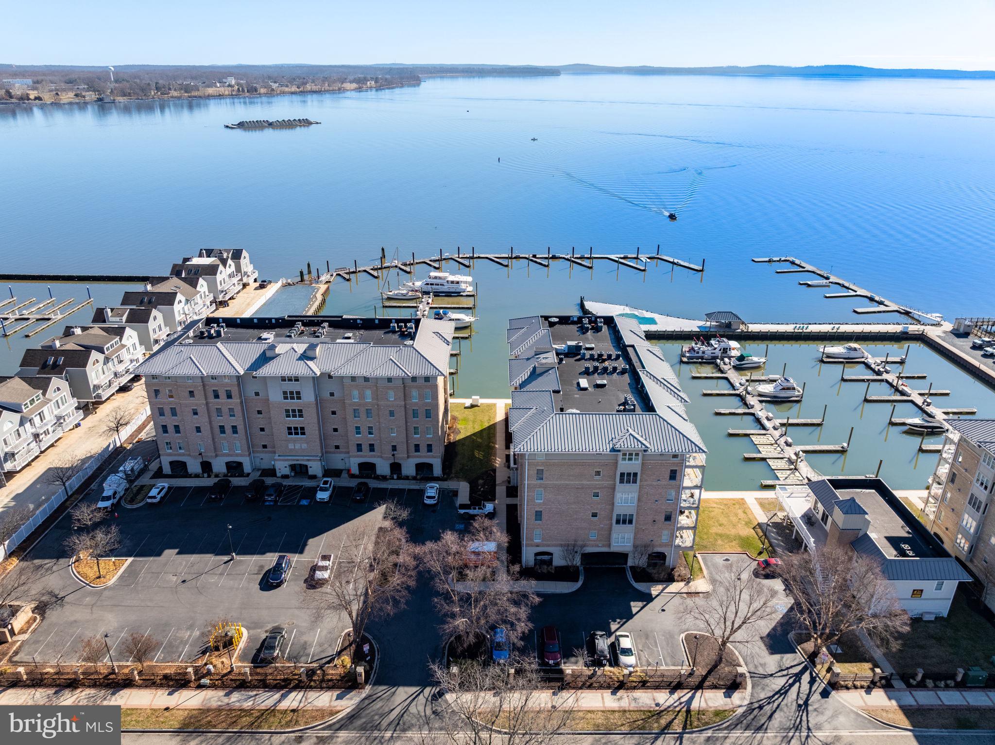 HERON HARBOR - Residential