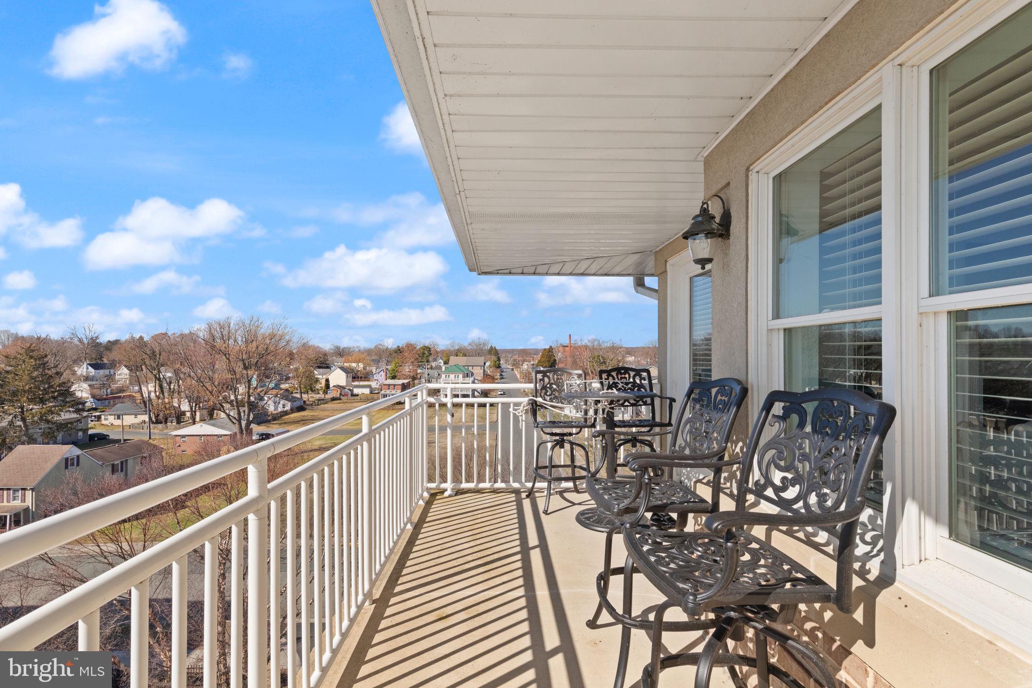 HERON HARBOR - Residential