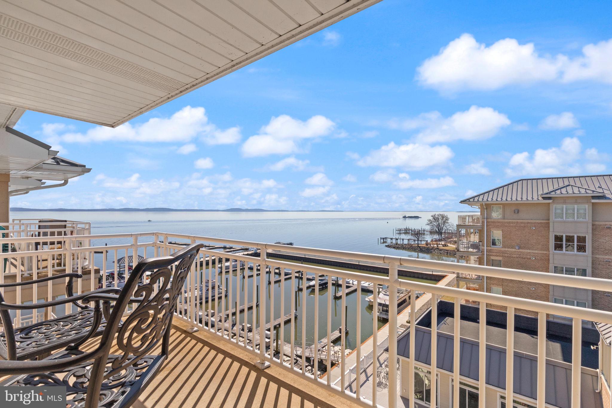 HERON HARBOR - Residential