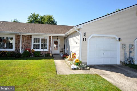 11 E BERWIN WAY MOUNT LAUREL NJ 08054