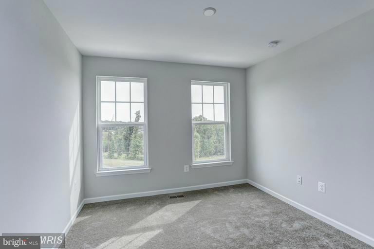 DAWKINS RIDGE/PEMBROOKE - Residential Lease