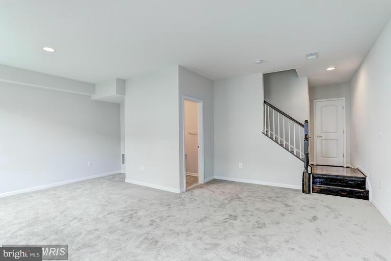 DAWKINS RIDGE/PEMBROOKE - Residential Lease