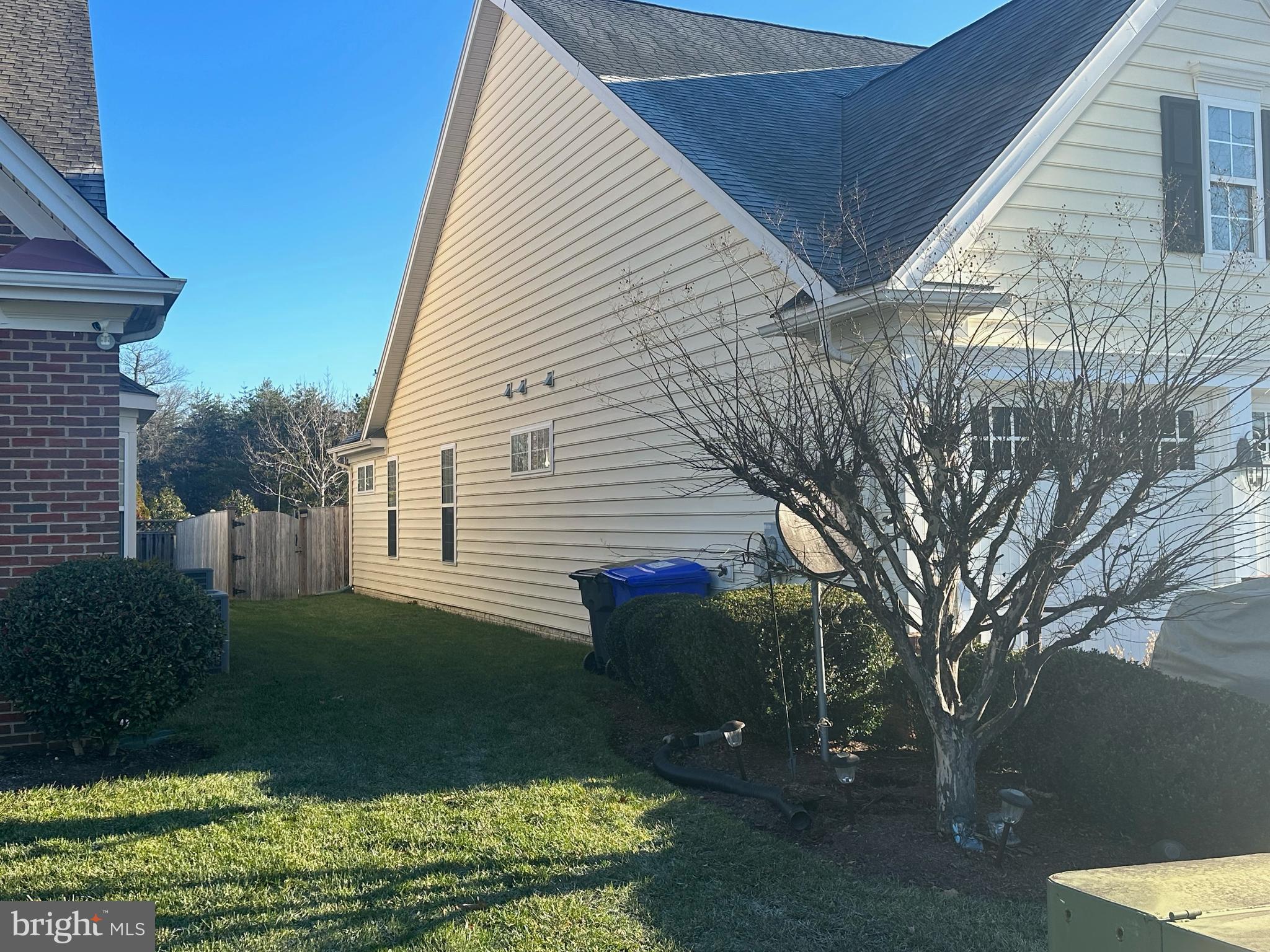 CENTRAL PARKE COLONIAL CHARLES - Residential