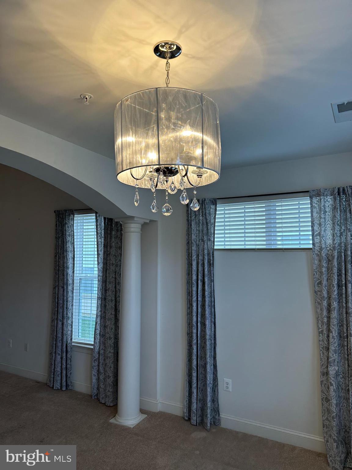 CENTRAL PARKE COLONIAL CHARLES - Residential