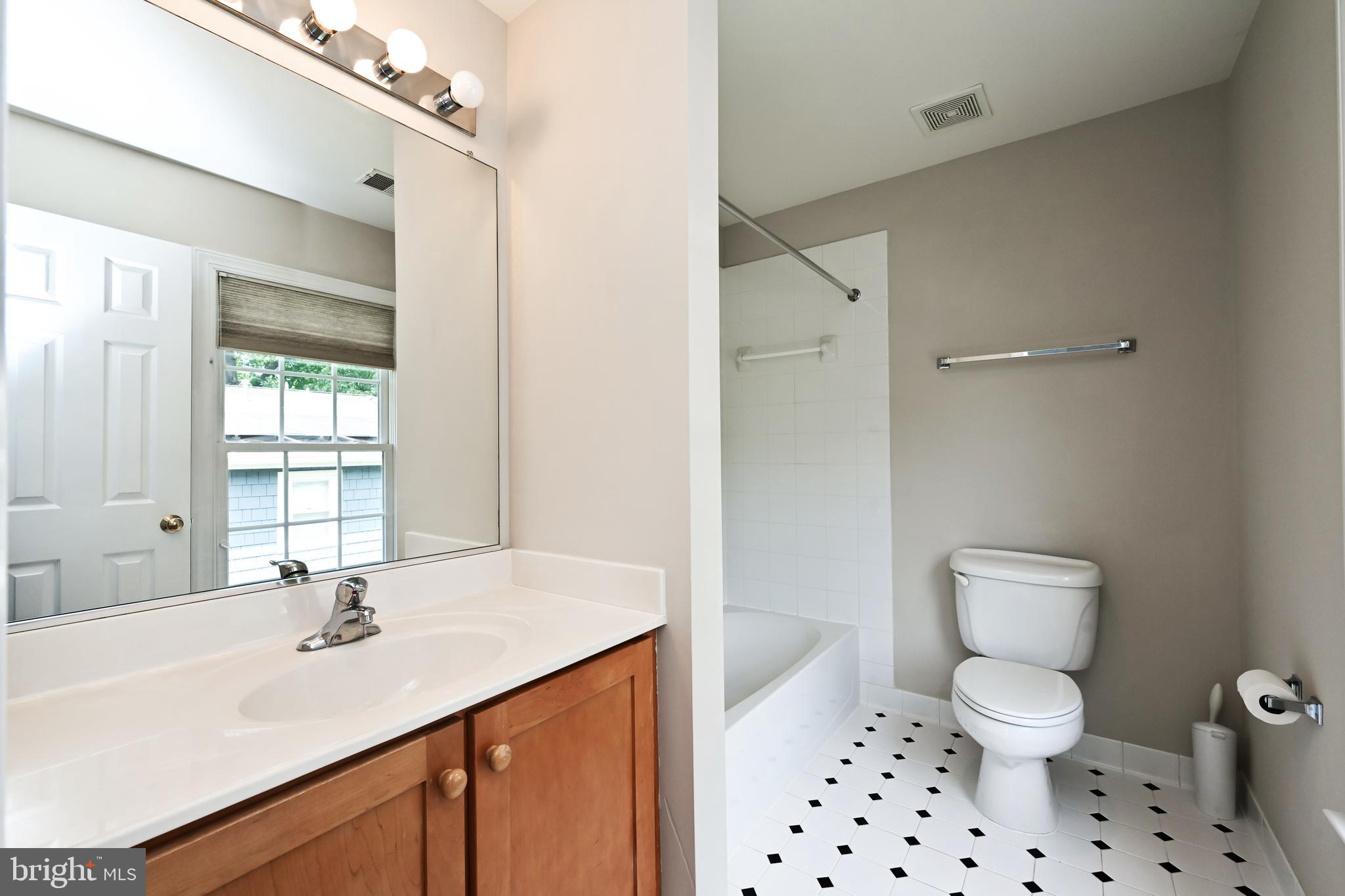 GLEBEWOOD - Residential