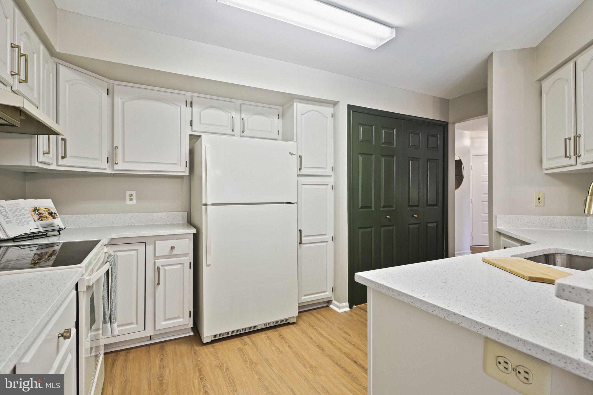 DORSEY SEARCH - Residential Lease