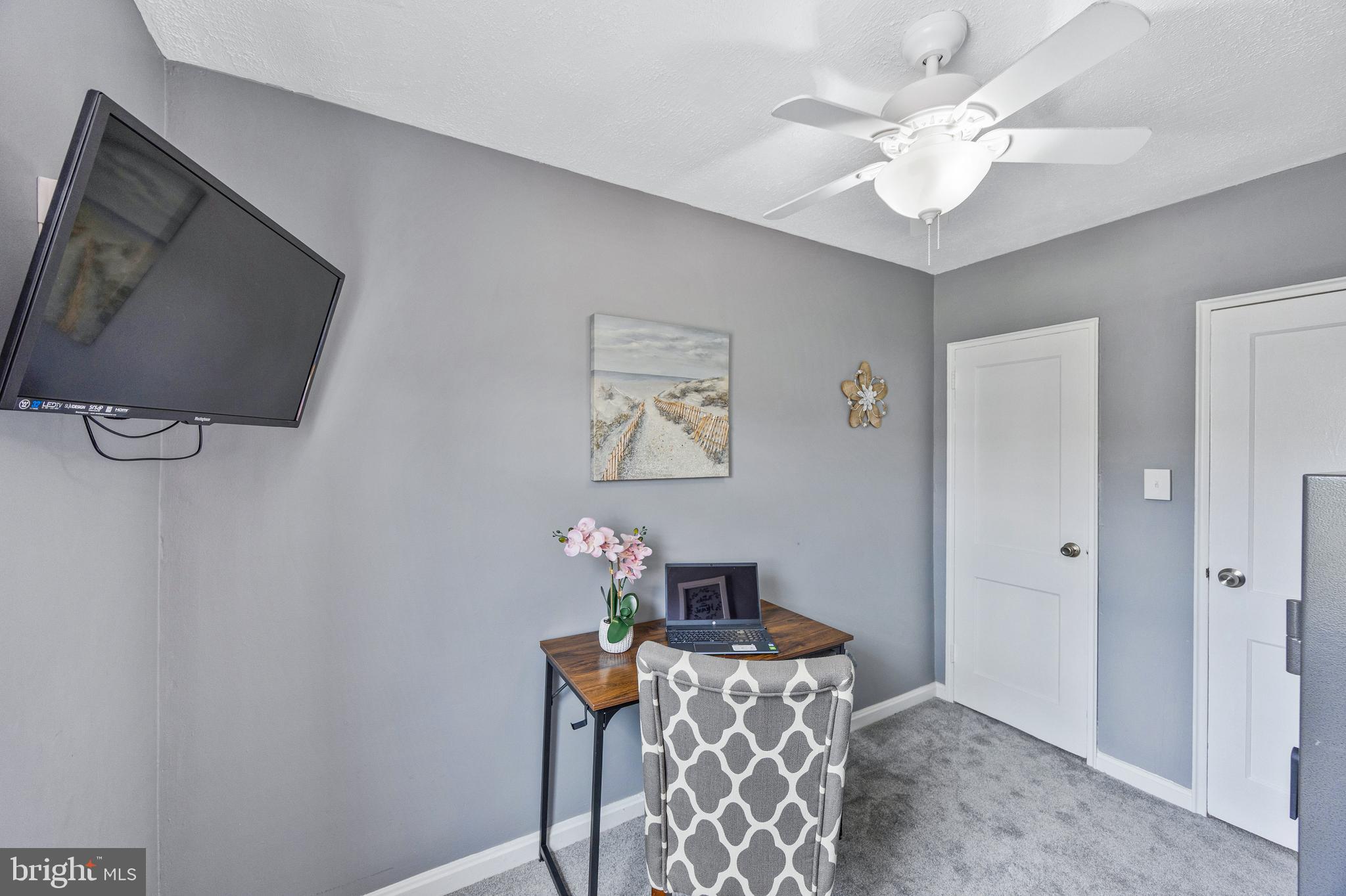 BALLARD GARDENS - Residential