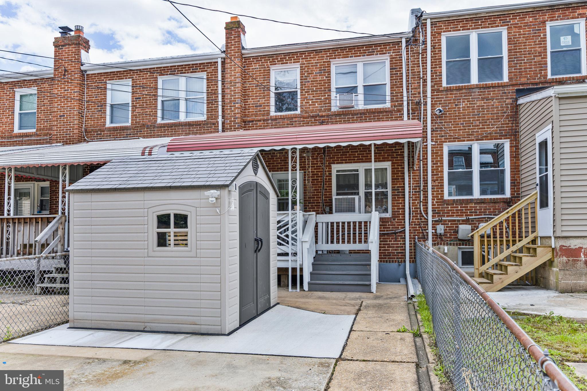 BALLARD GARDENS - Residential