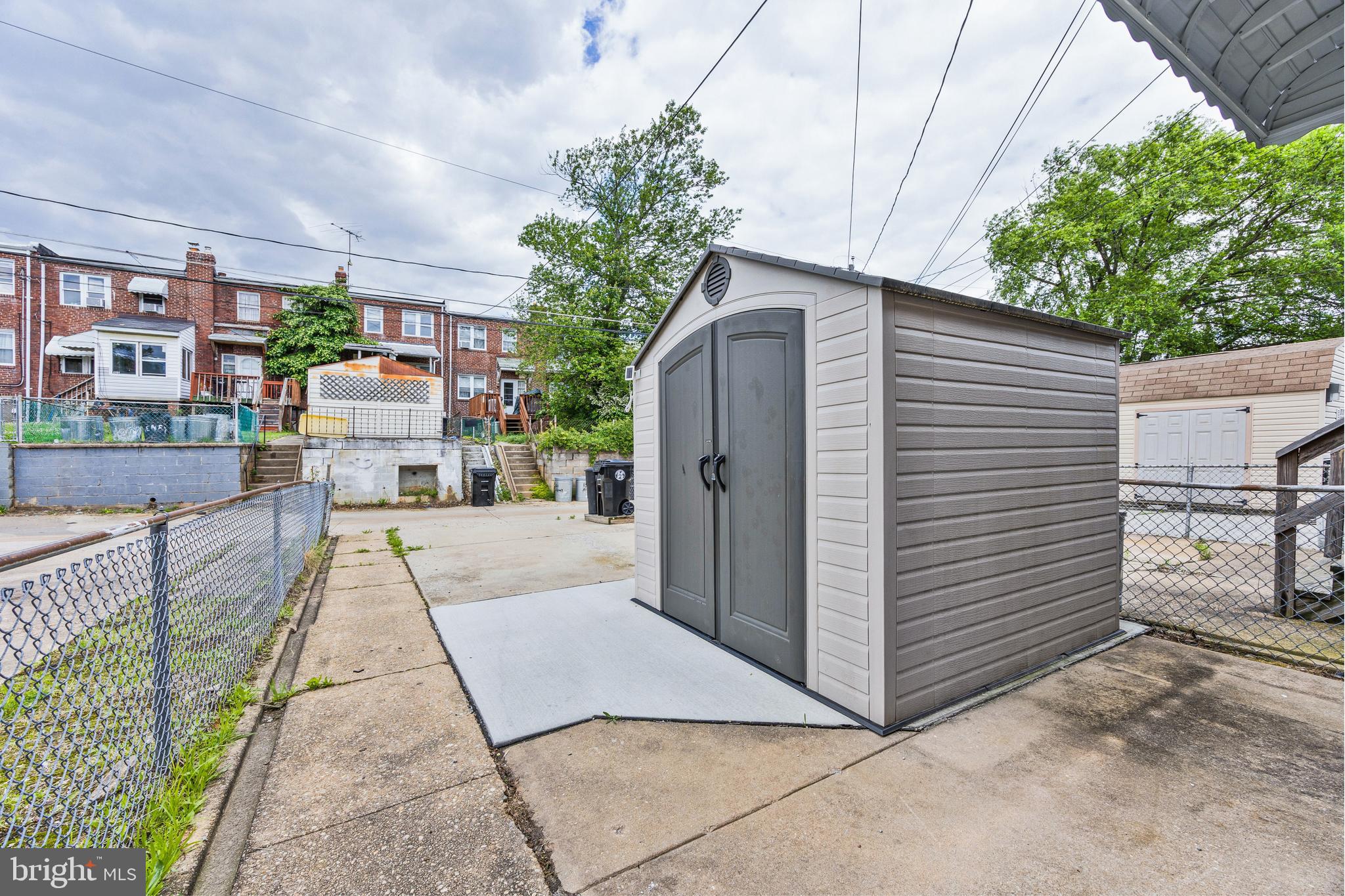 BALLARD GARDENS - Residential