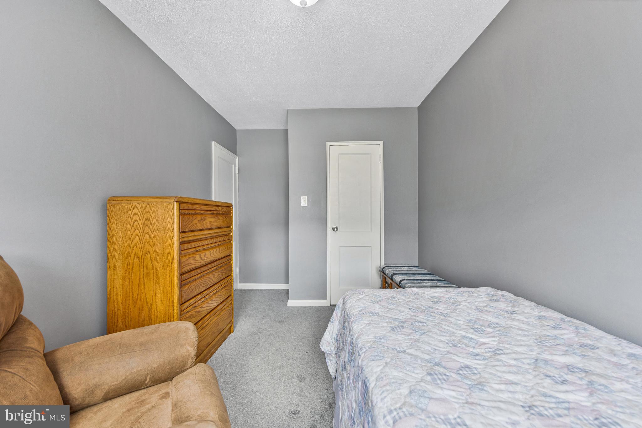 BALLARD GARDENS - Residential