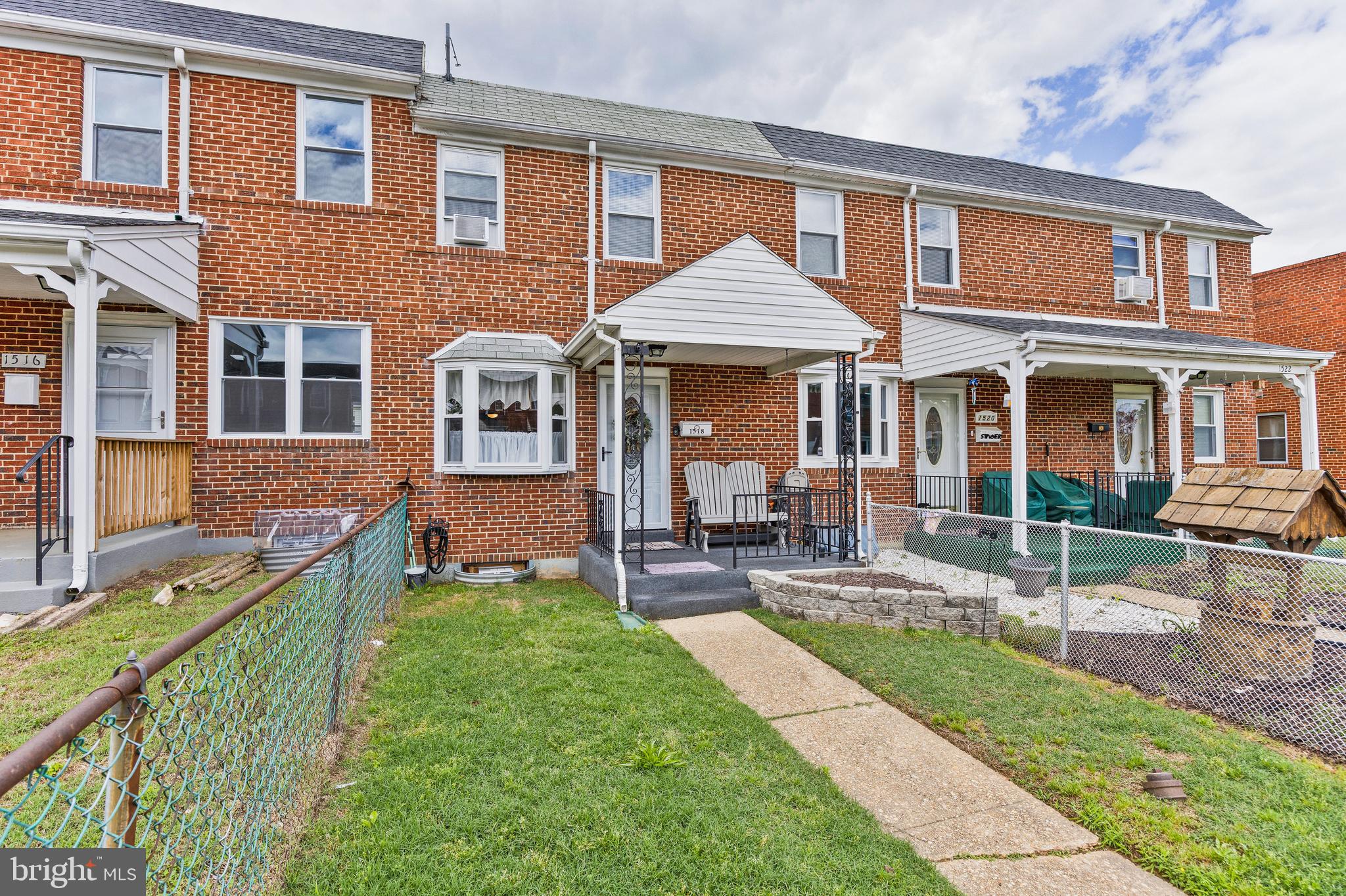 BALLARD GARDENS - Residential