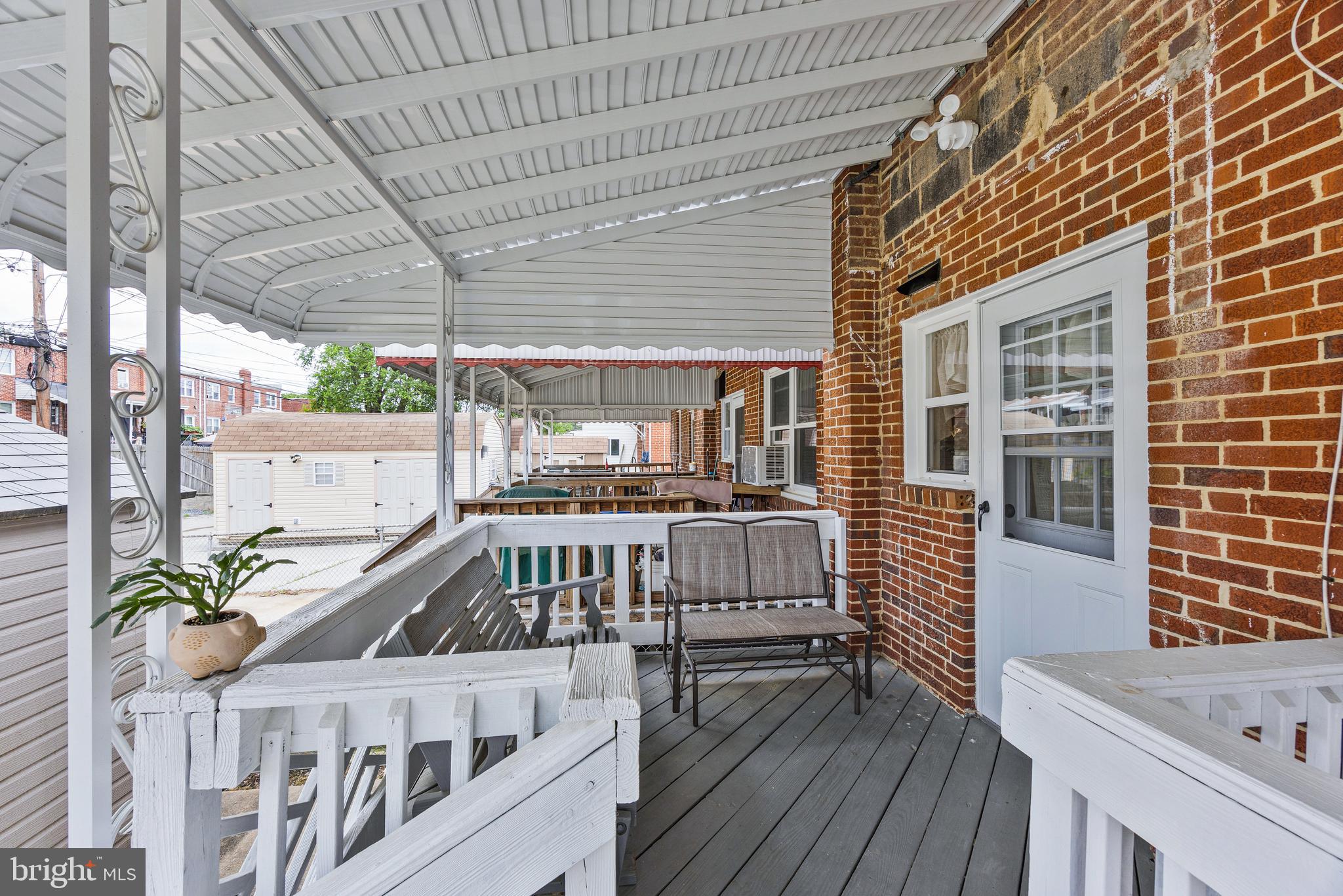 BALLARD GARDENS - Residential