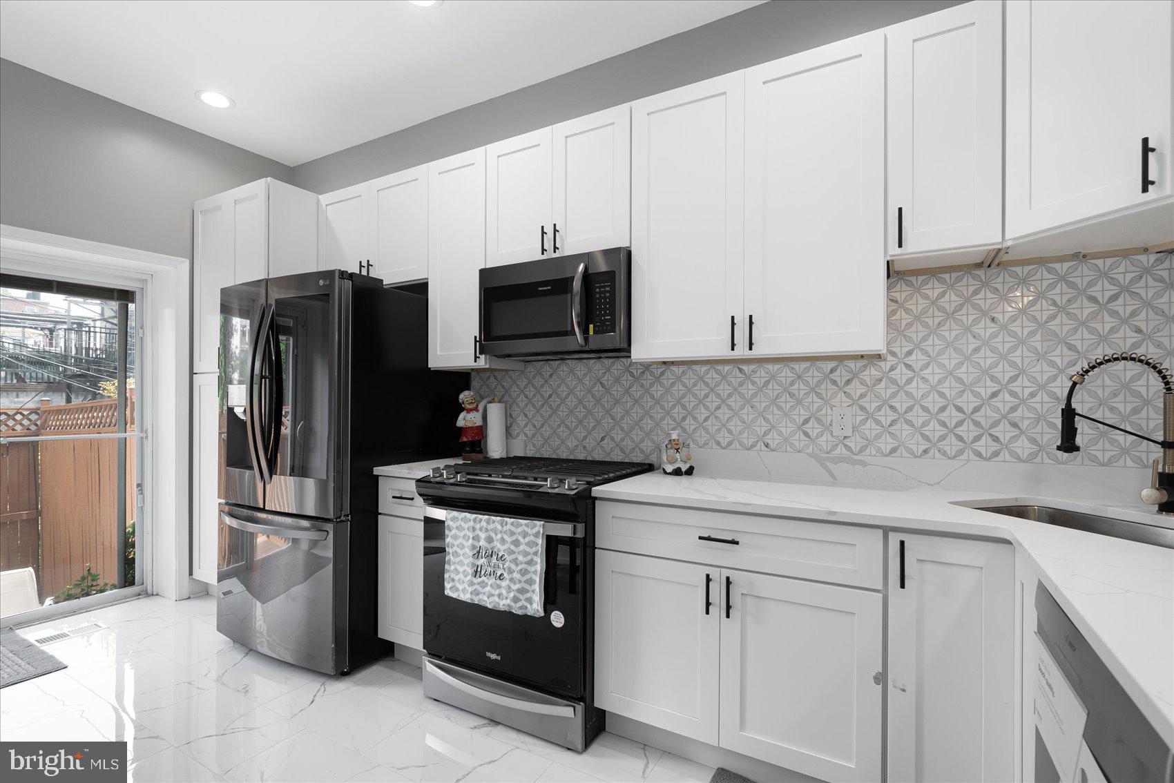 CHARLES VILLAGE - Residential