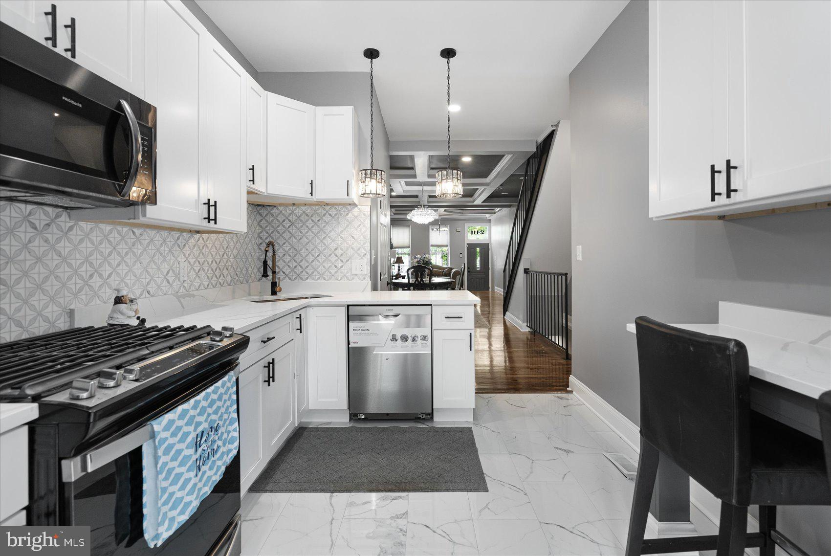 CHARLES VILLAGE - Residential