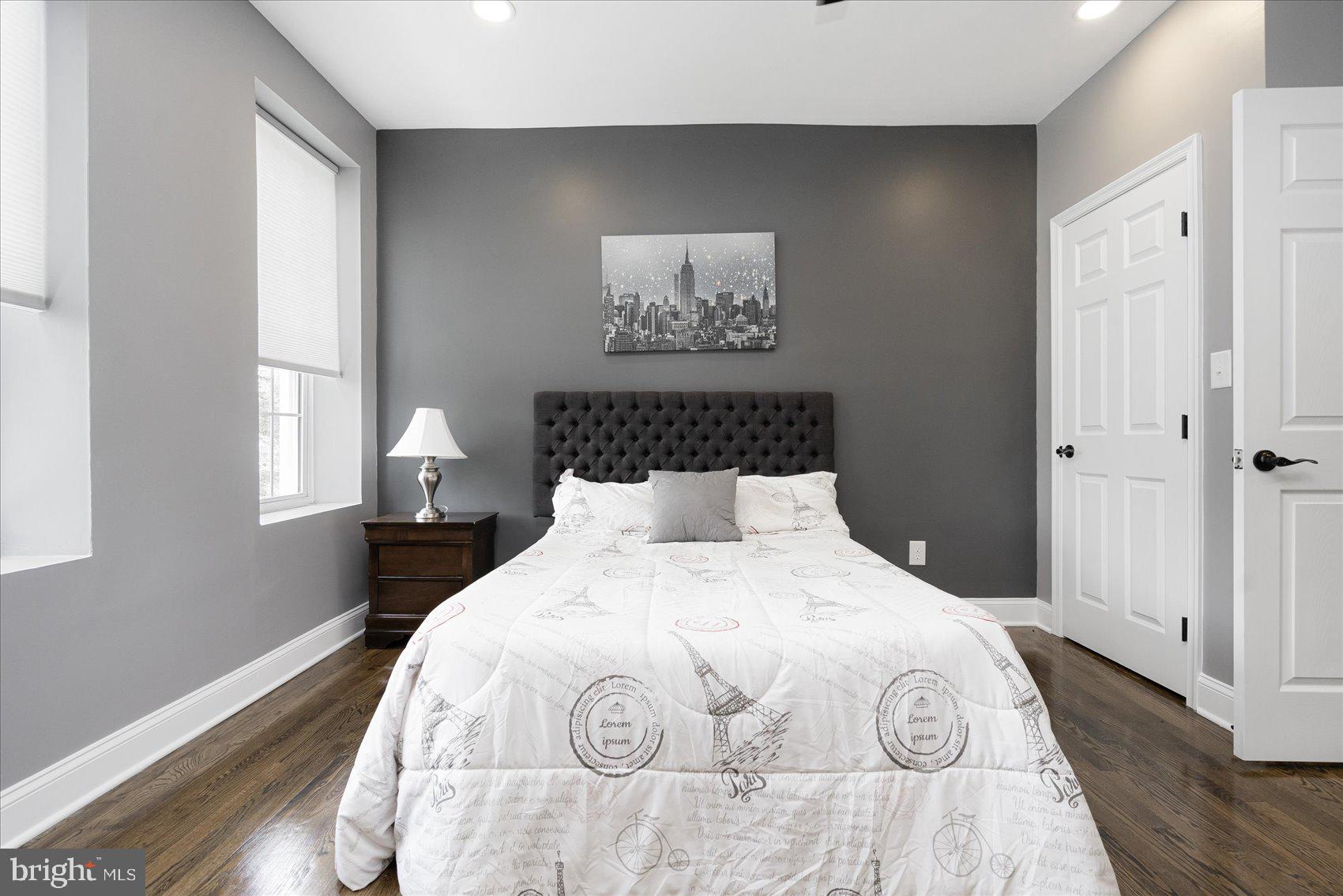 CHARLES VILLAGE - Residential