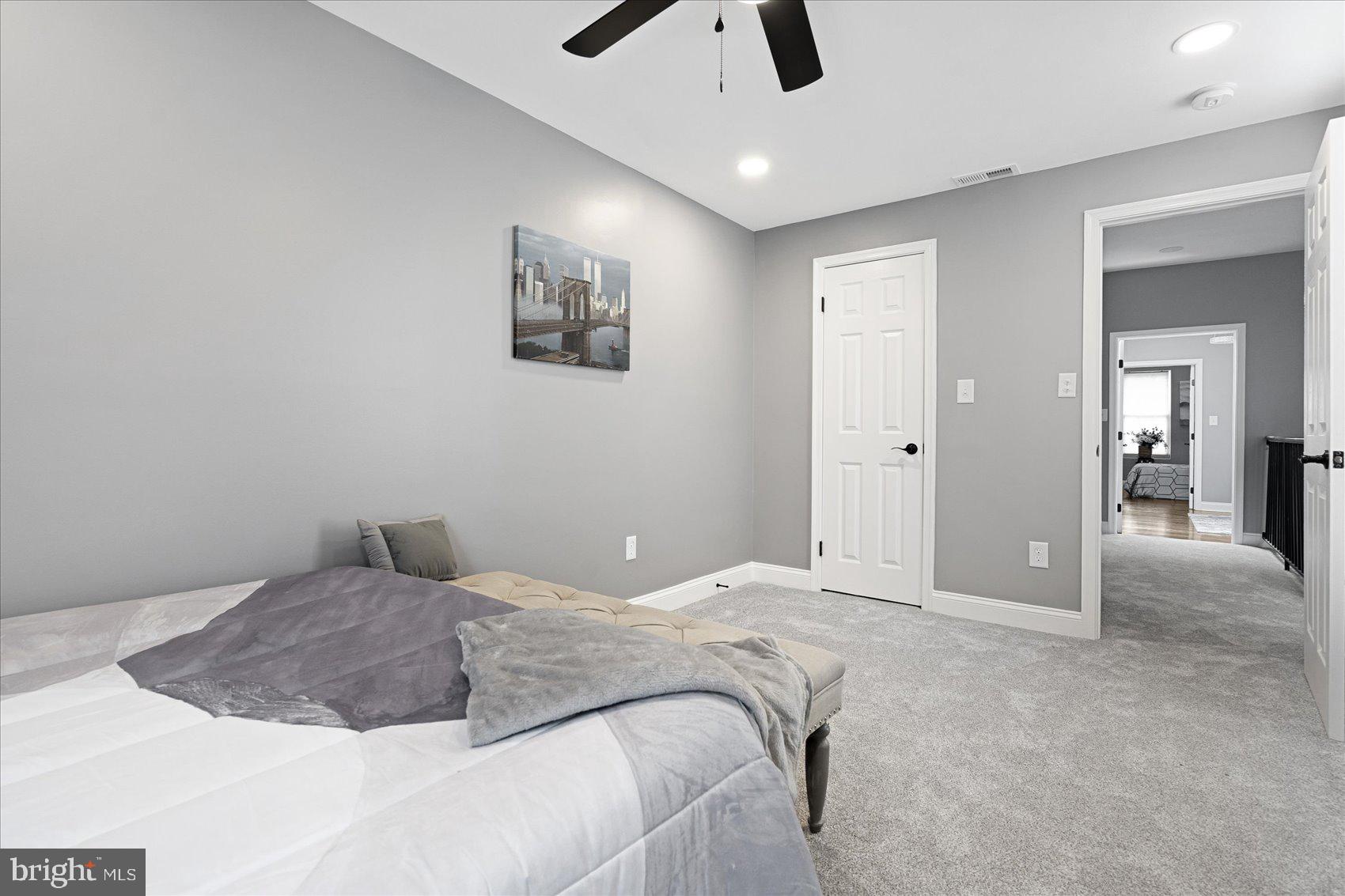 CHARLES VILLAGE - Residential