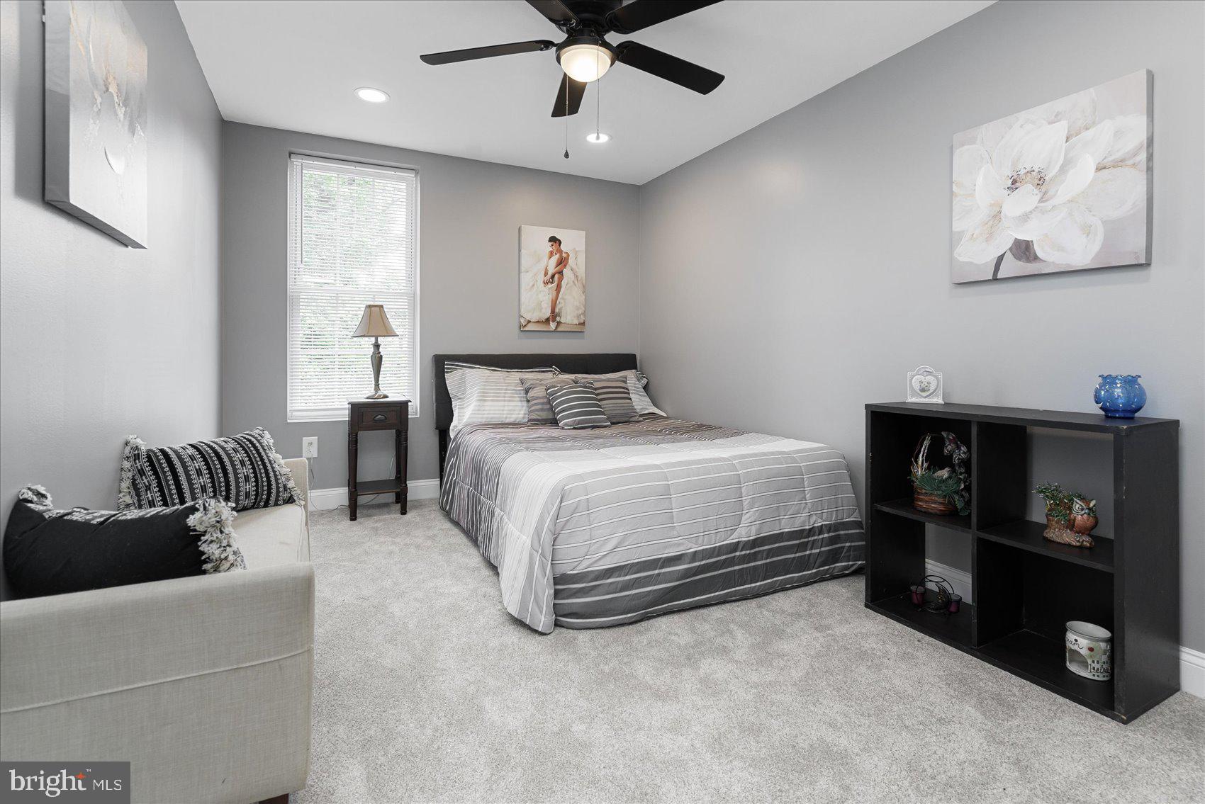 CHARLES VILLAGE - Residential