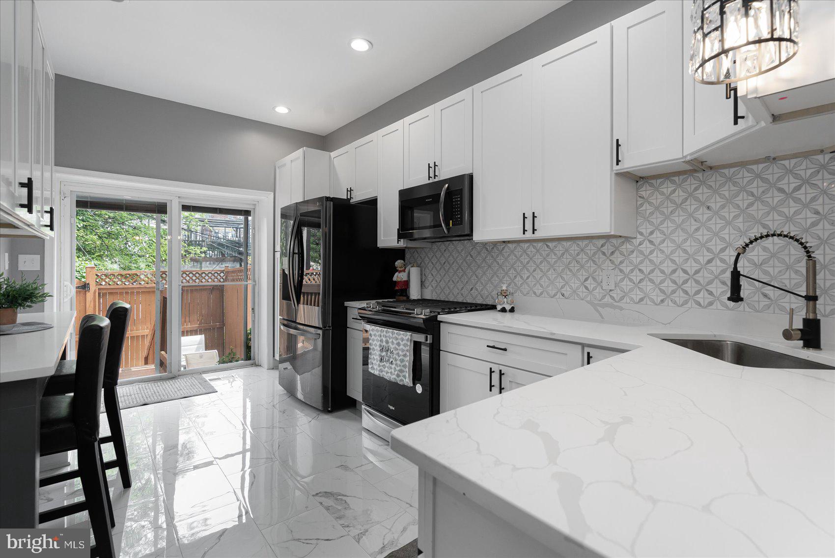 CHARLES VILLAGE - Residential