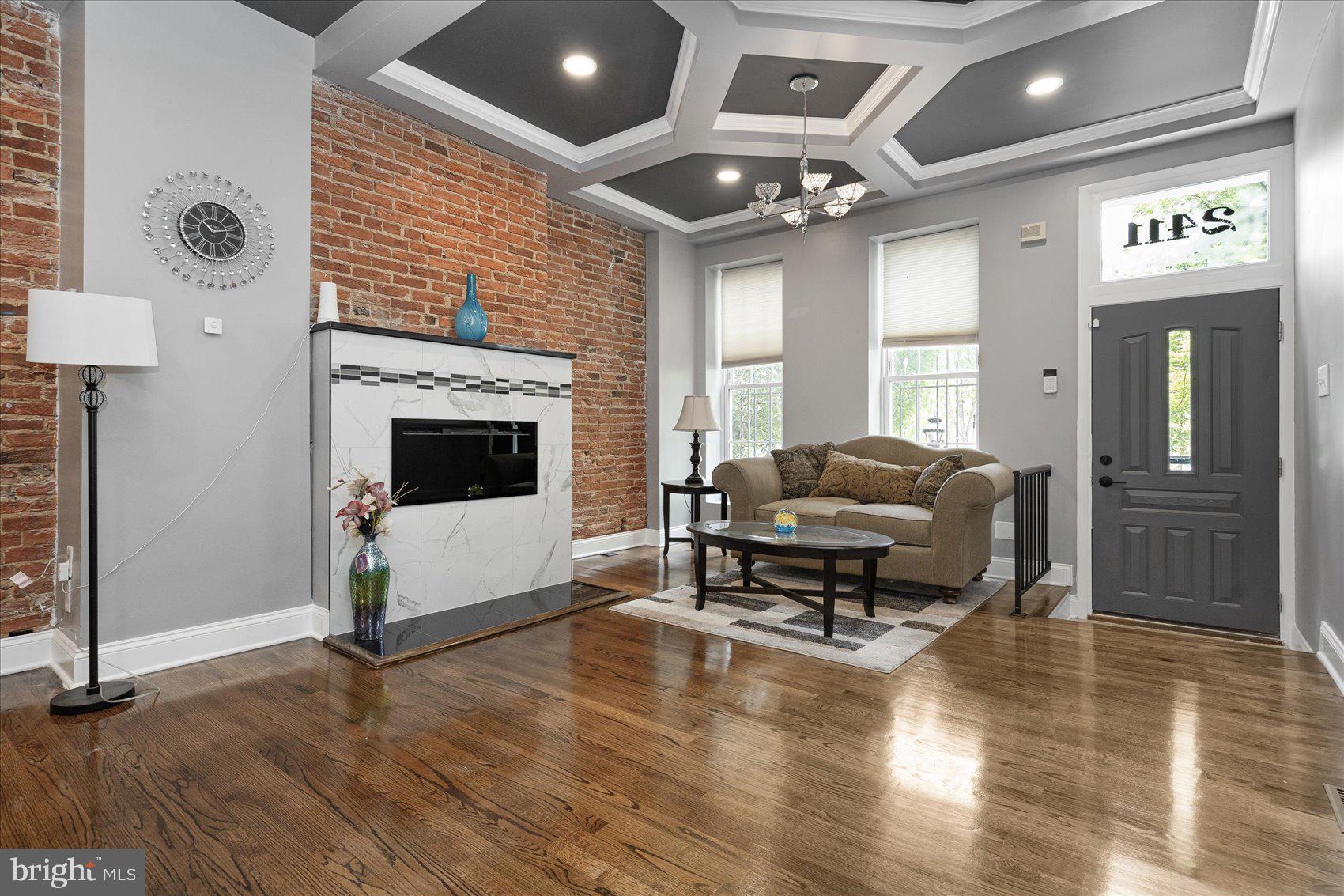 CHARLES VILLAGE - Residential