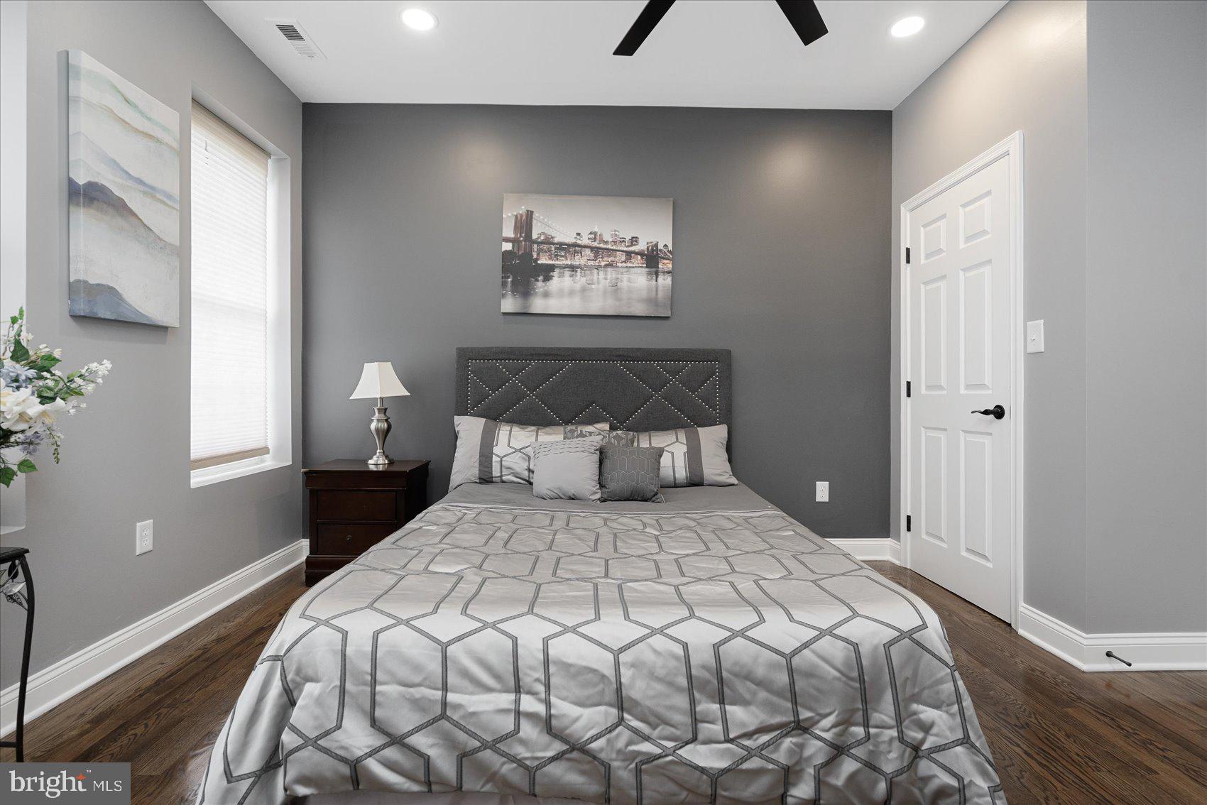 CHARLES VILLAGE - Residential