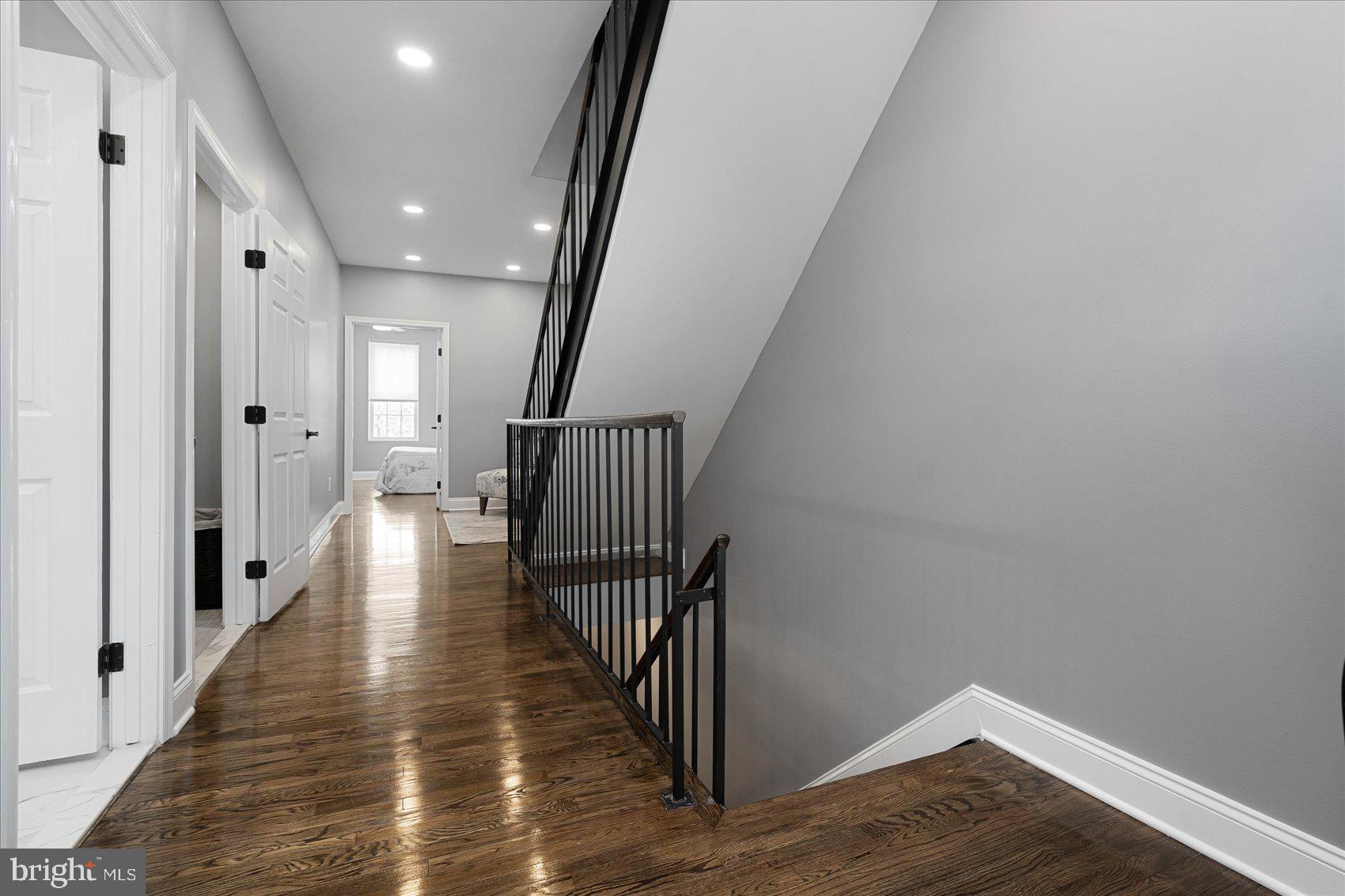 CHARLES VILLAGE - Residential