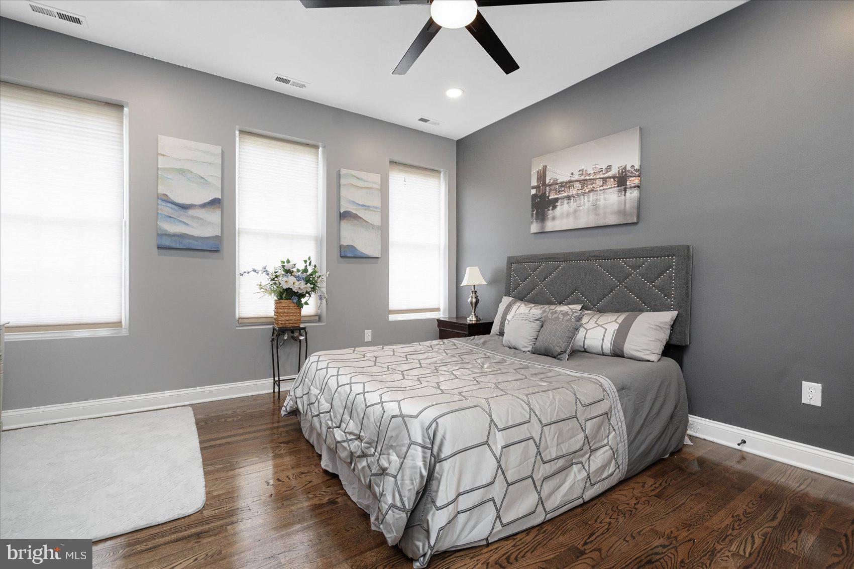 CHARLES VILLAGE - Residential