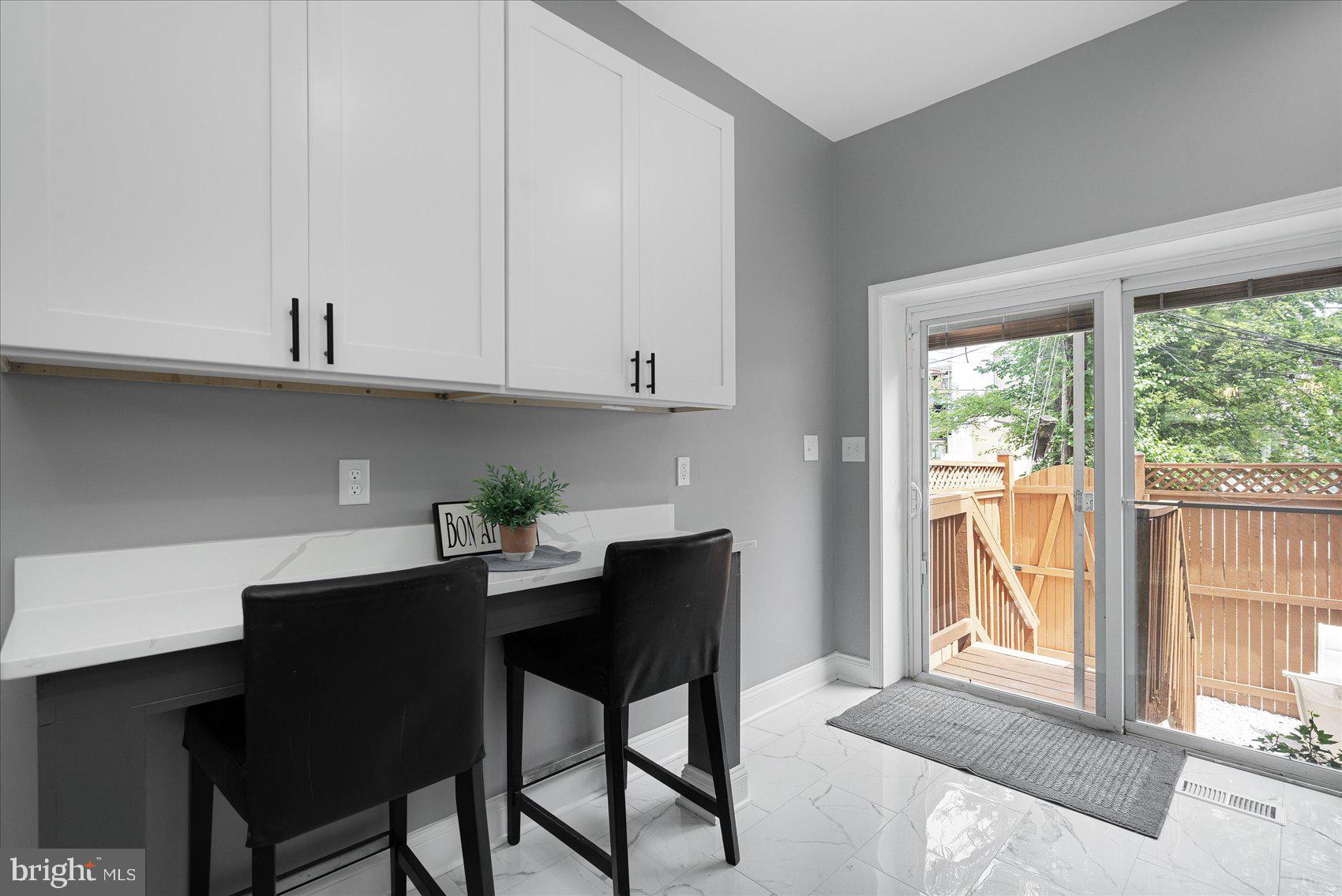 CHARLES VILLAGE - Residential