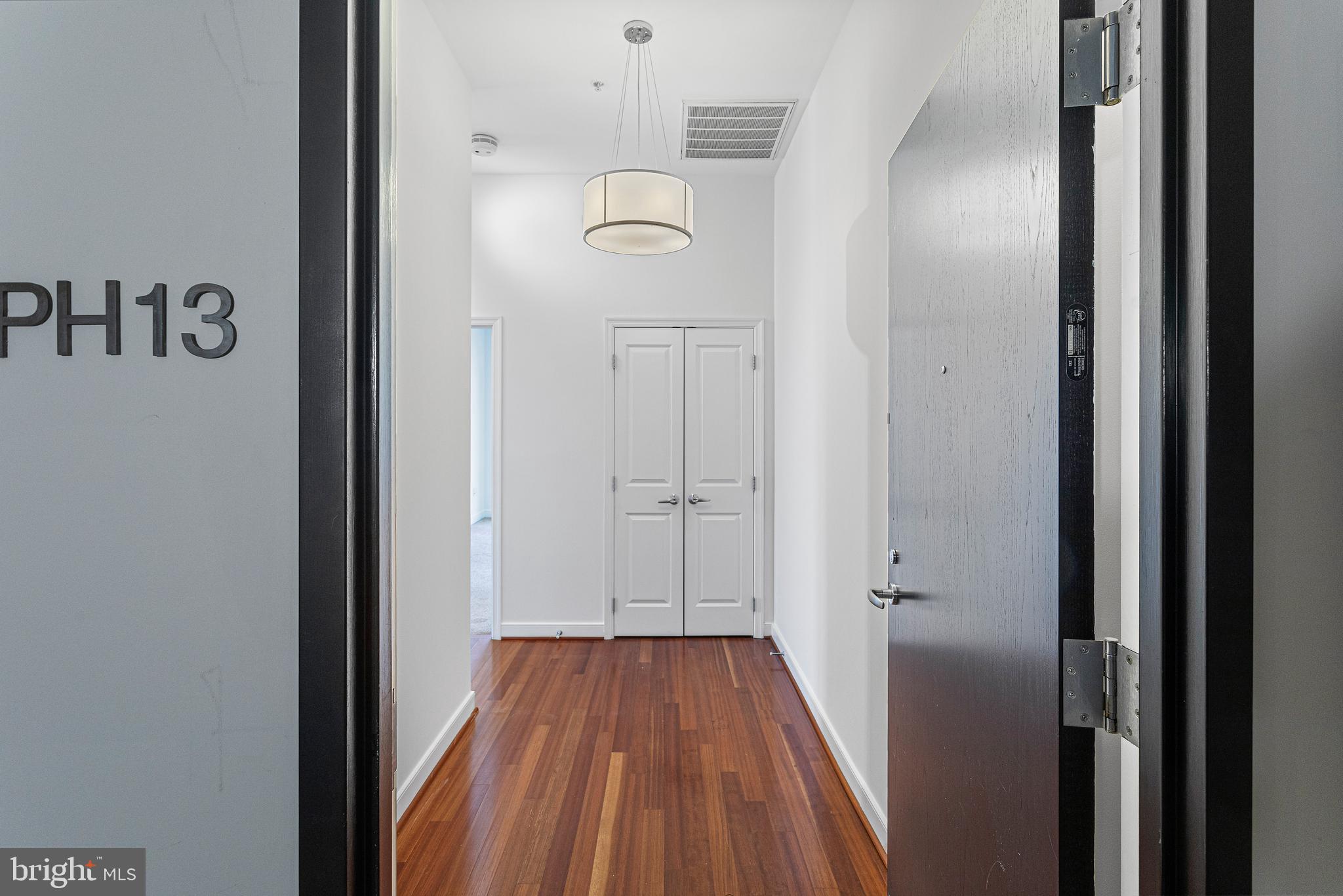 NATIONAL HARBOR - Residential Lease