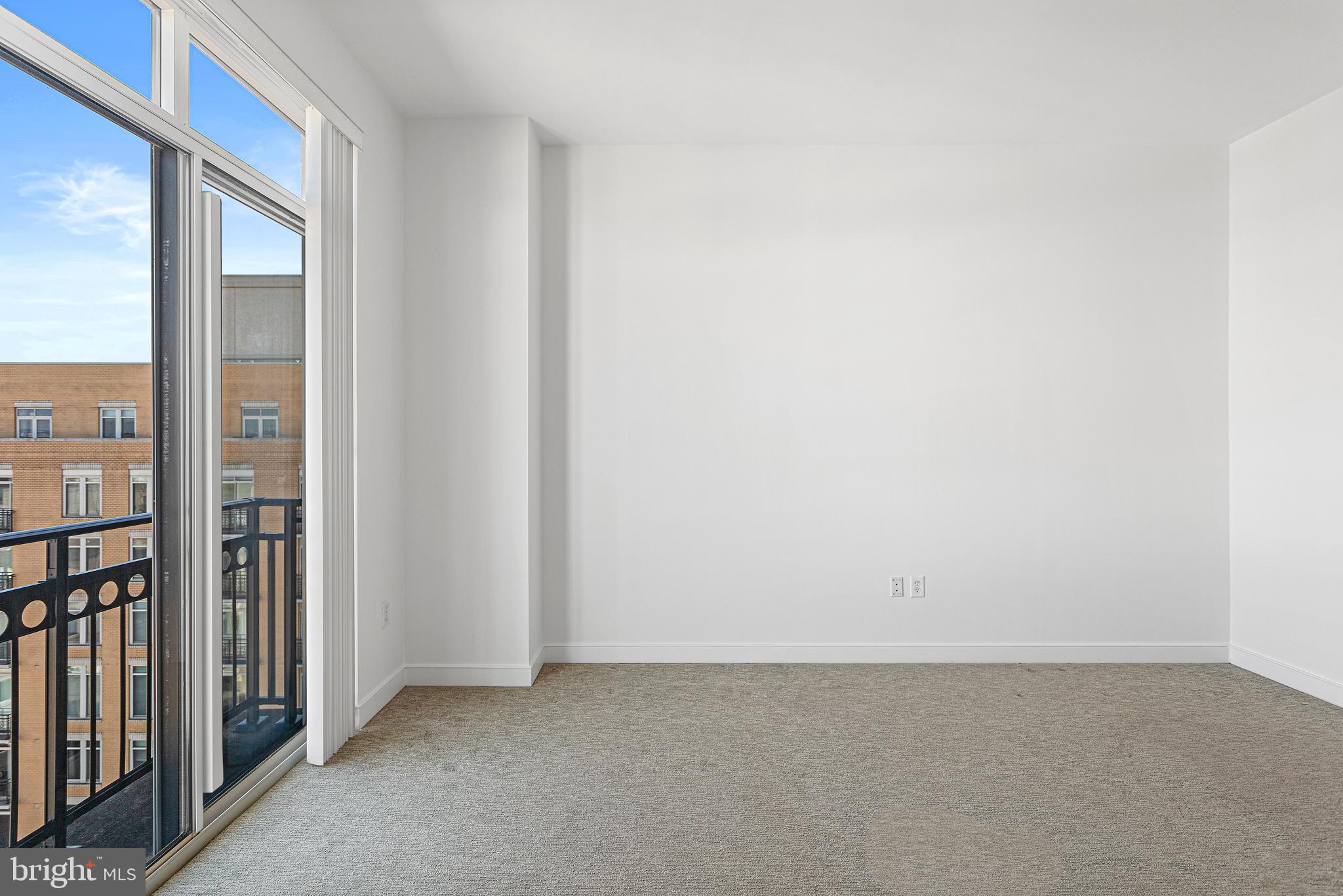 NATIONAL HARBOR - Residential Lease