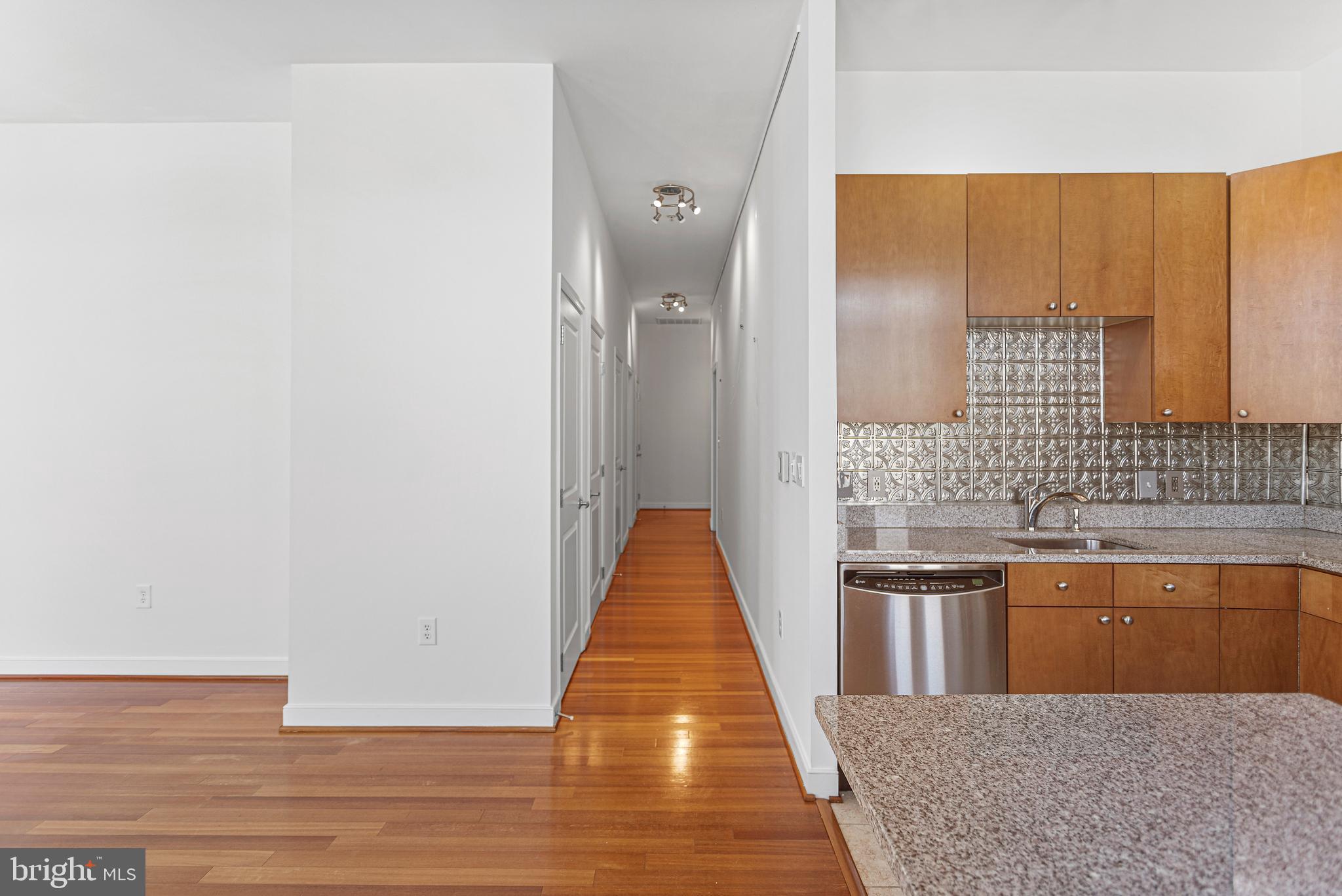 NATIONAL HARBOR - Residential Lease