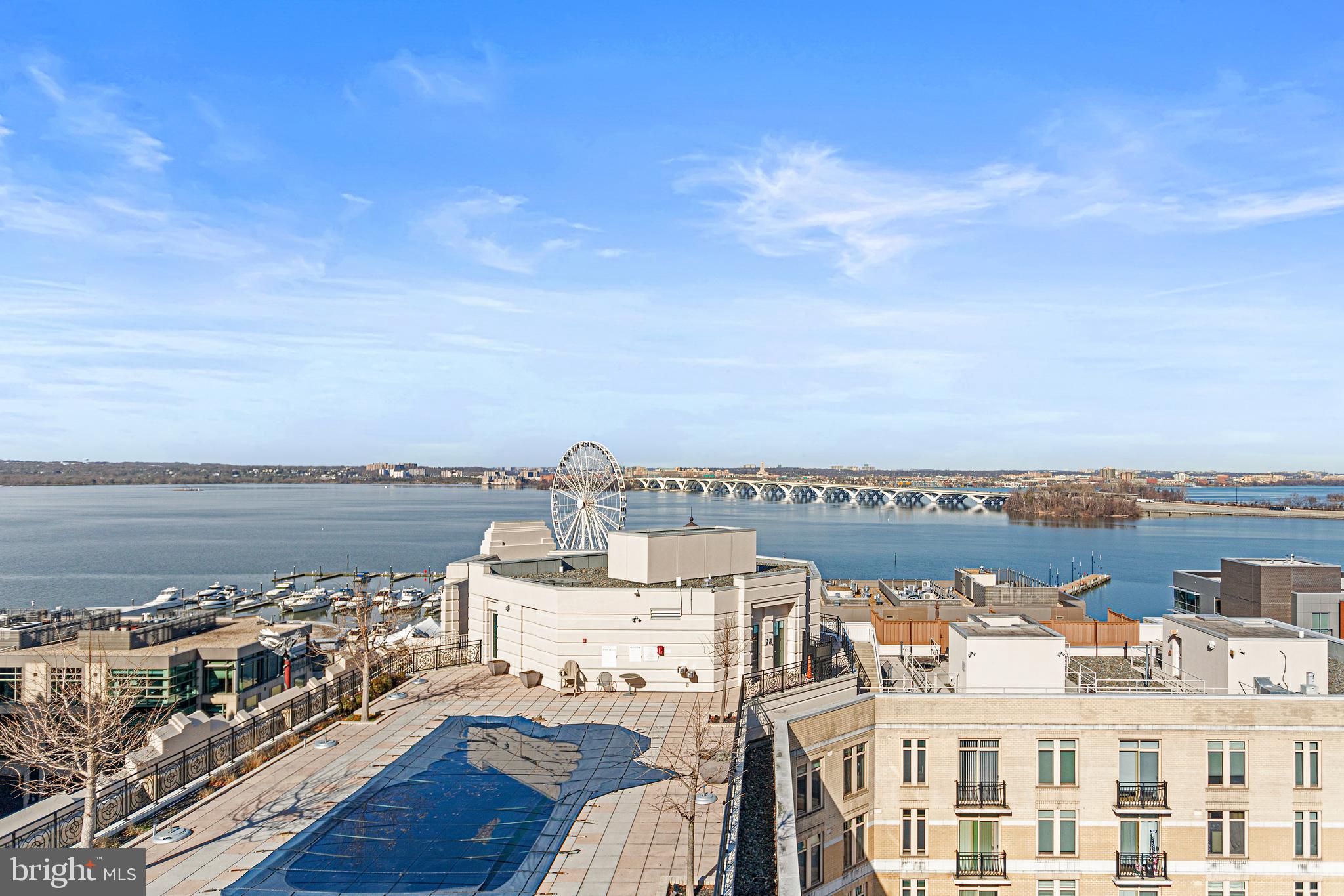 NATIONAL HARBOR - Residential Lease