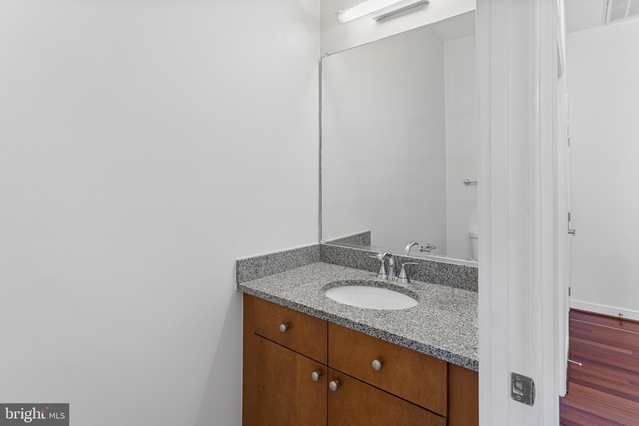 NATIONAL HARBOR - Residential Lease