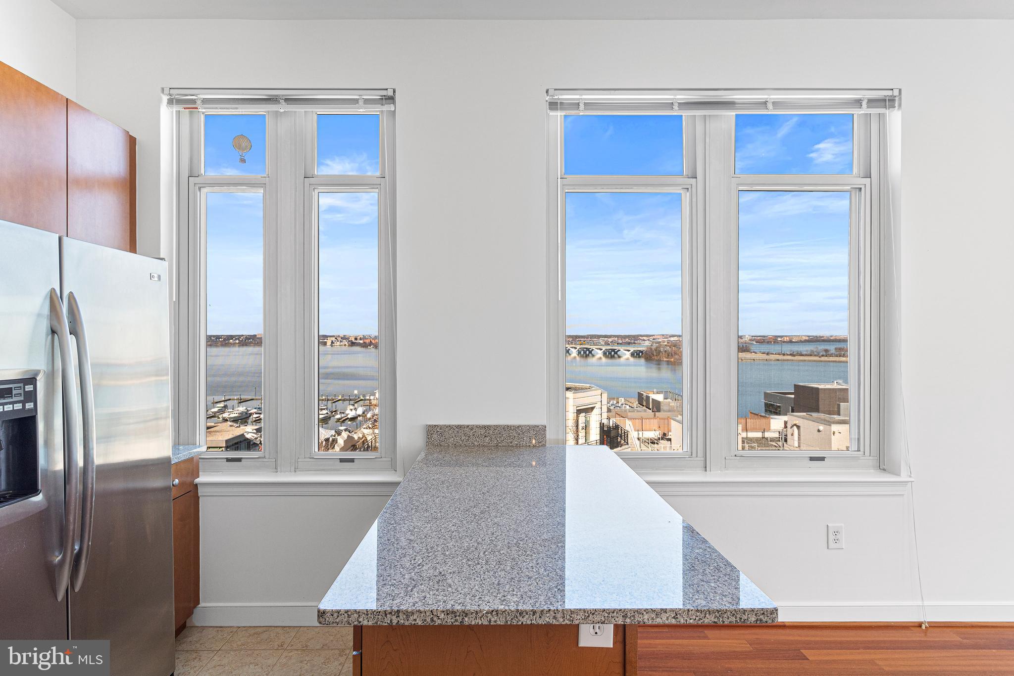 NATIONAL HARBOR - Residential Lease