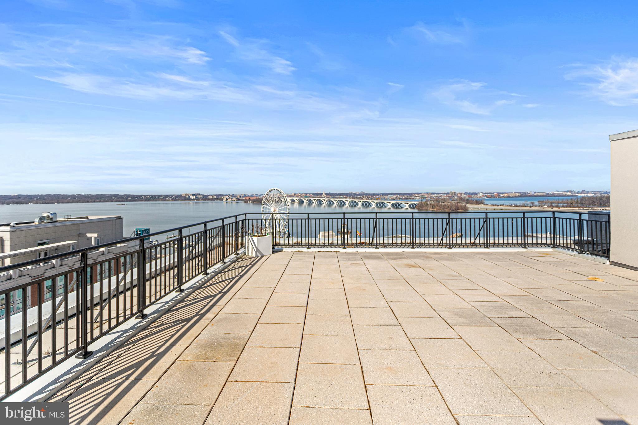 NATIONAL HARBOR - Residential Lease