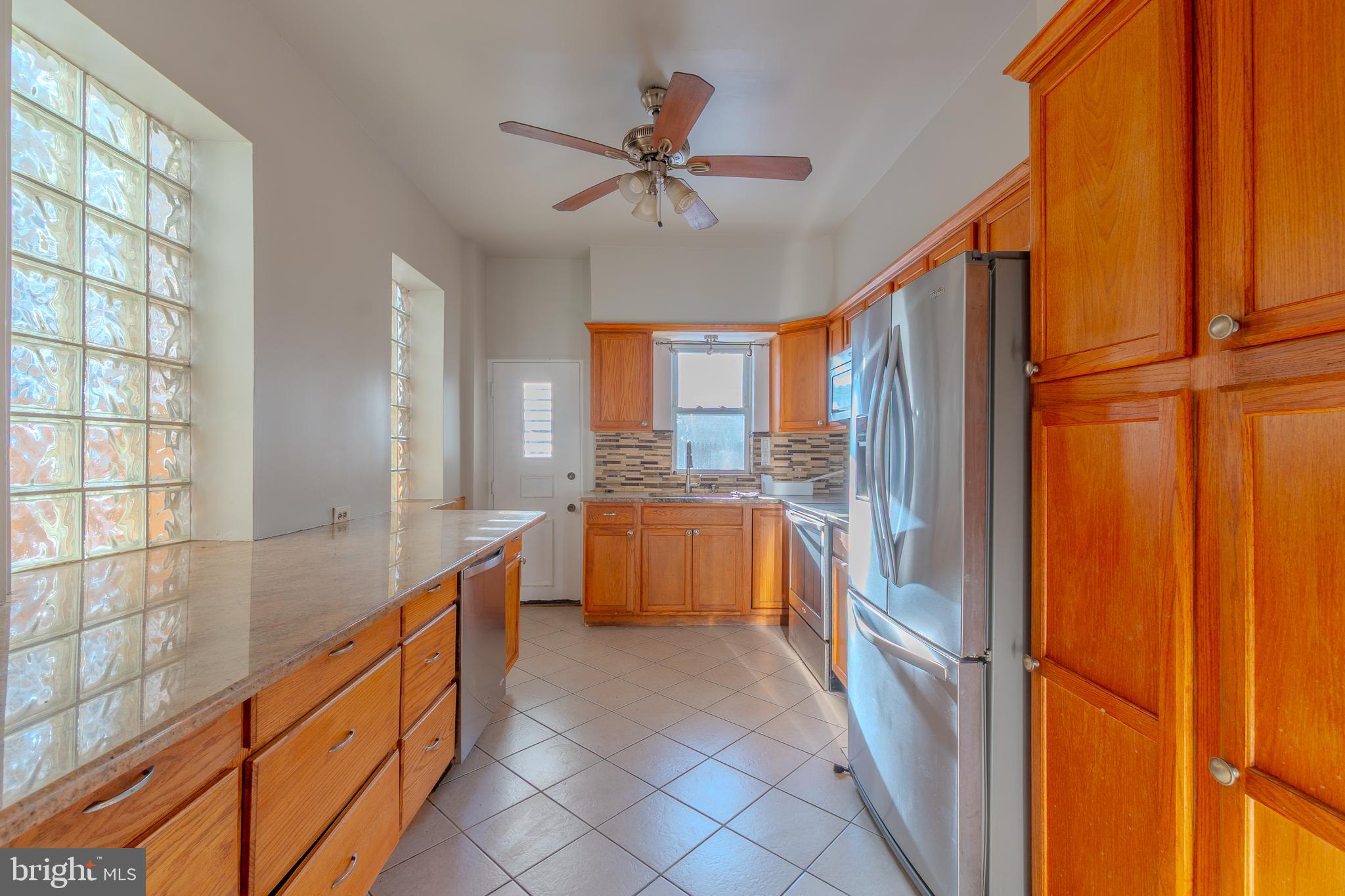 PORT RICHMOND - Residential