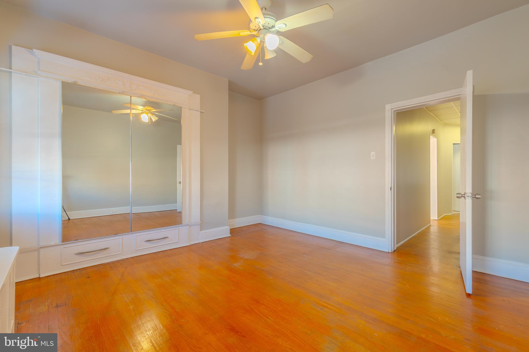 PORT RICHMOND - Residential