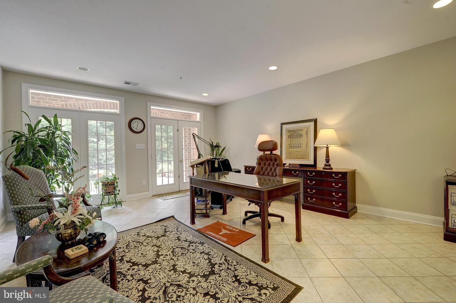 AVENEL - Residential