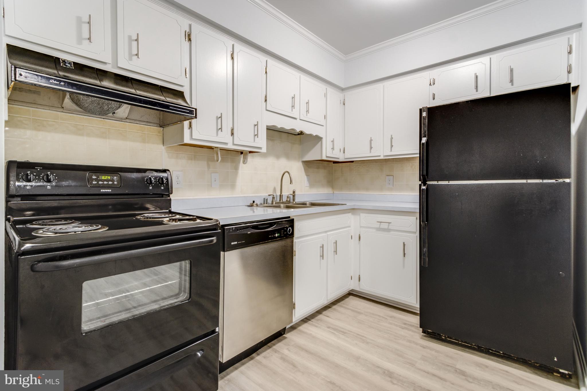 SHIPBUILDERS VILLAGE - Residential