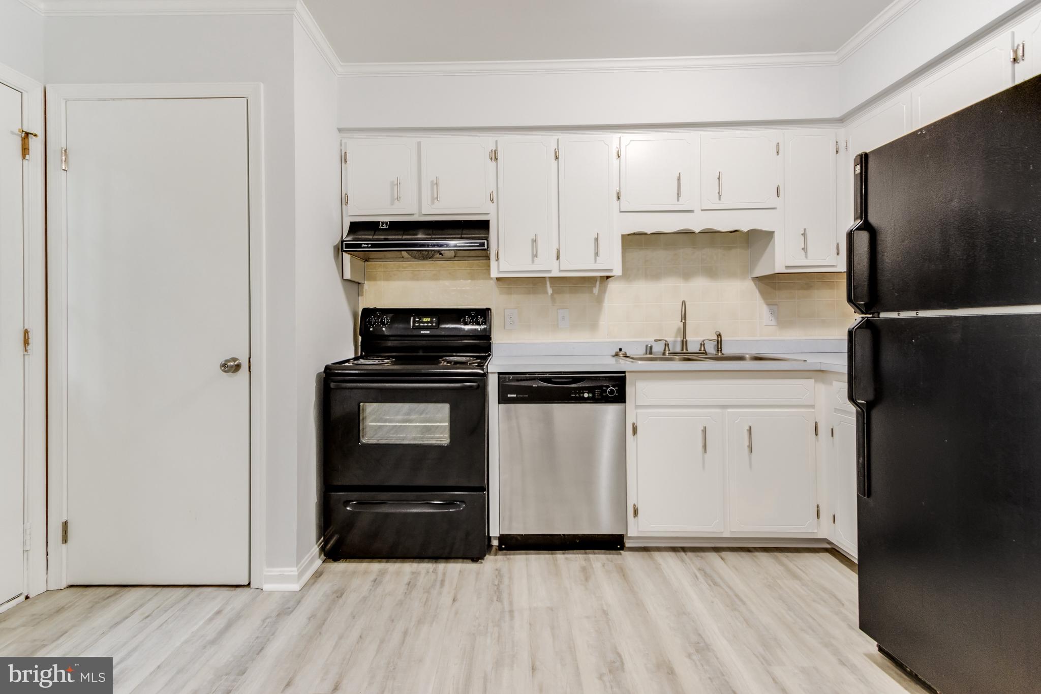 SHIPBUILDERS VILLAGE - Residential