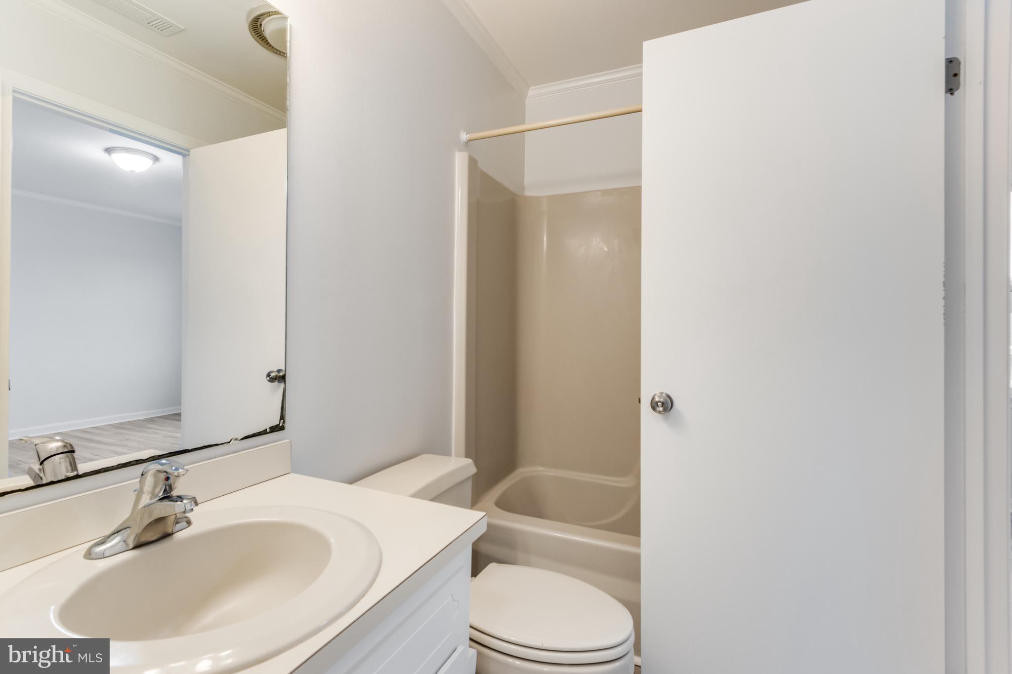 SHIPBUILDERS VILLAGE - Residential