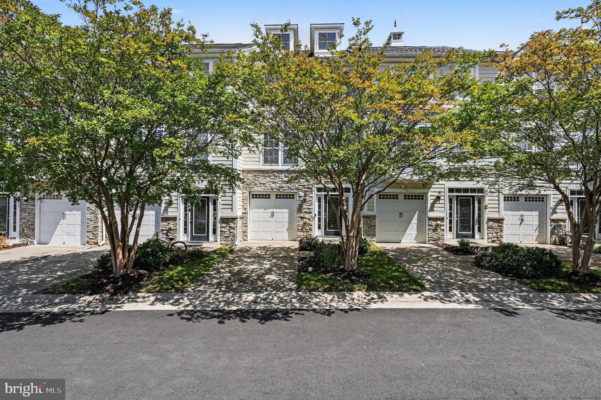 309 MONROE POINT DRIVE