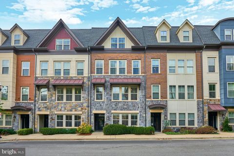 1330 S QUINN STREET ARLINGTON VA 22204