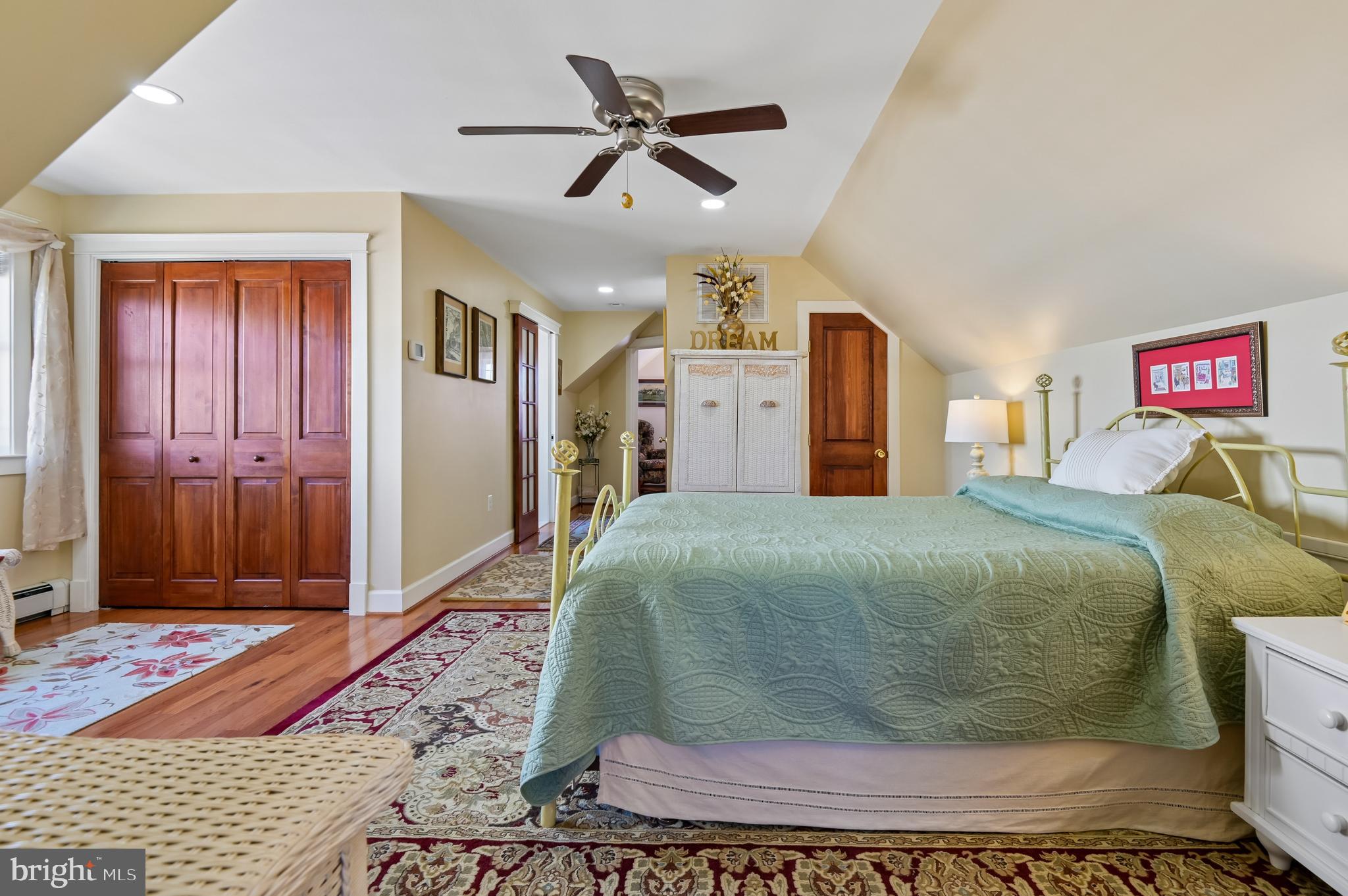 PARKVILLE - Residential