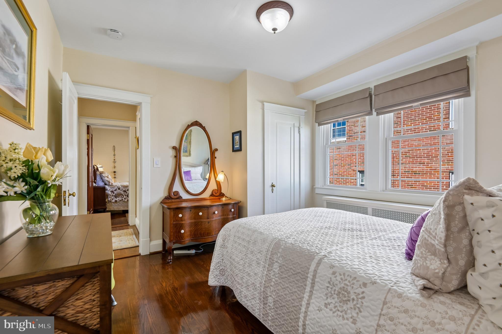 PARKVILLE - Residential