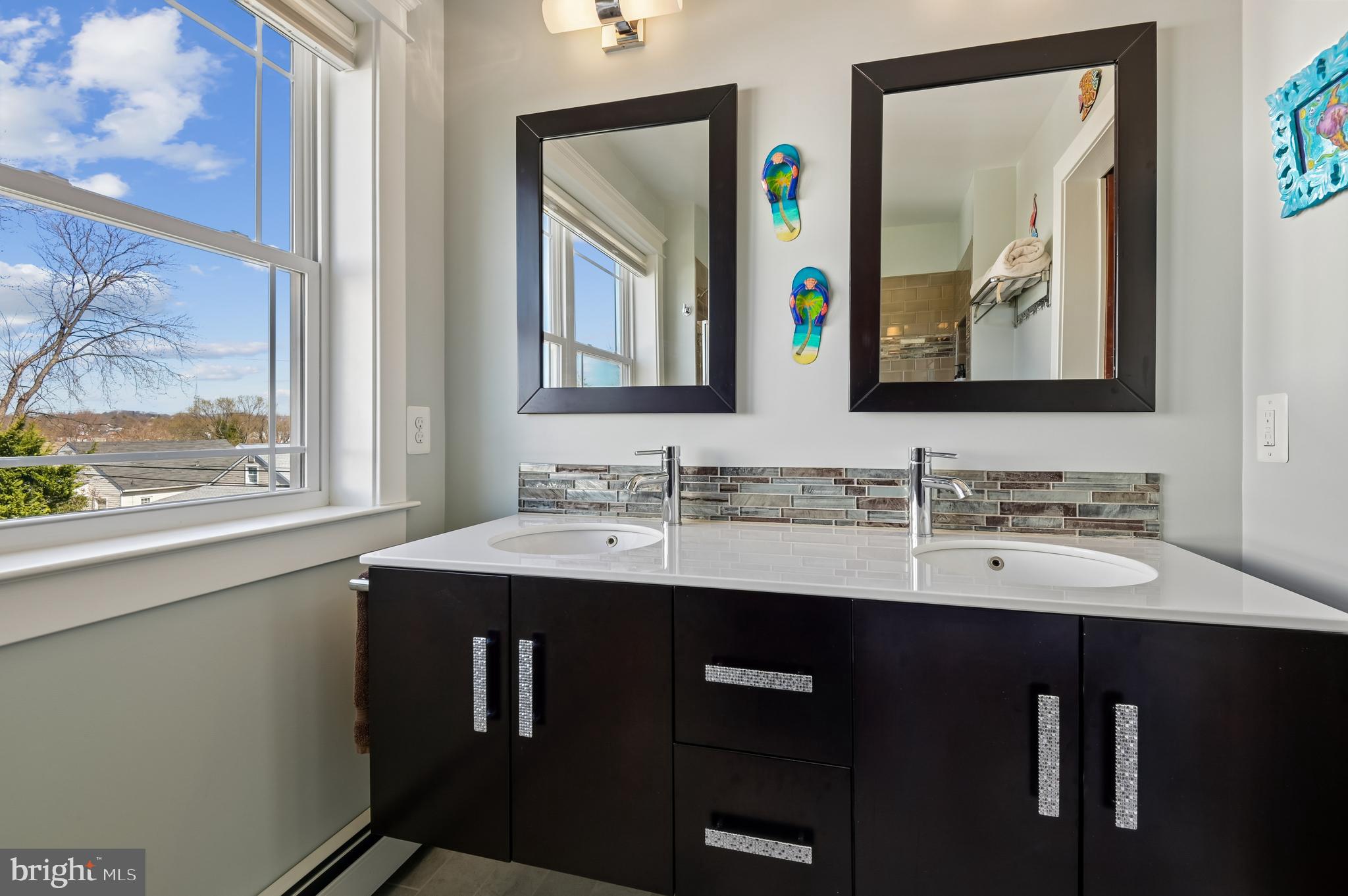 PARKVILLE - Residential