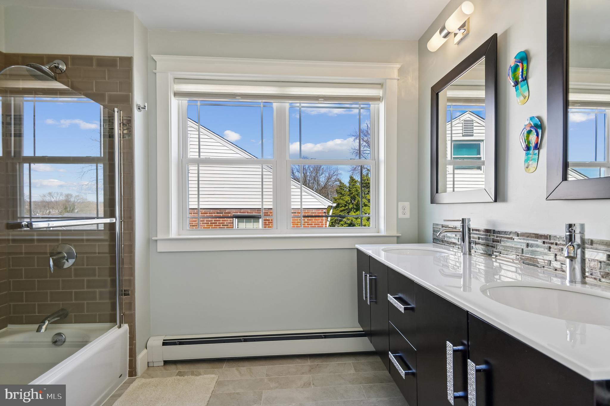 PARKVILLE - Residential